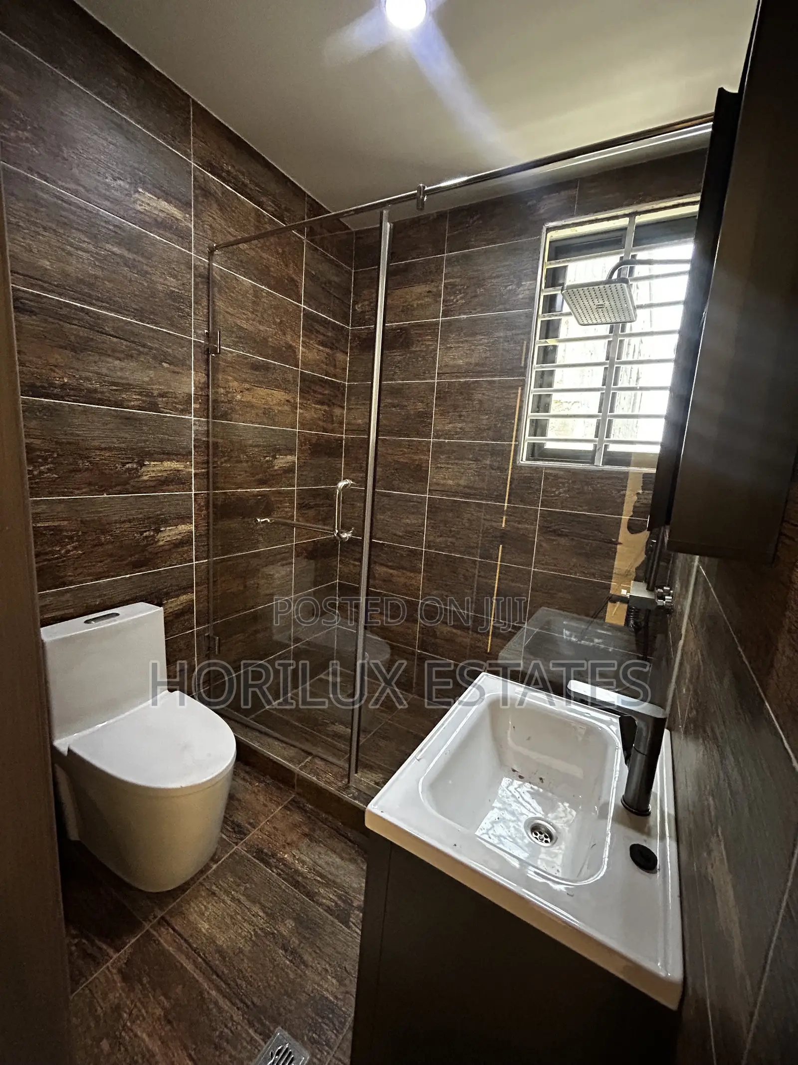 5bdrm Mansion in East Legon Hills for sale
