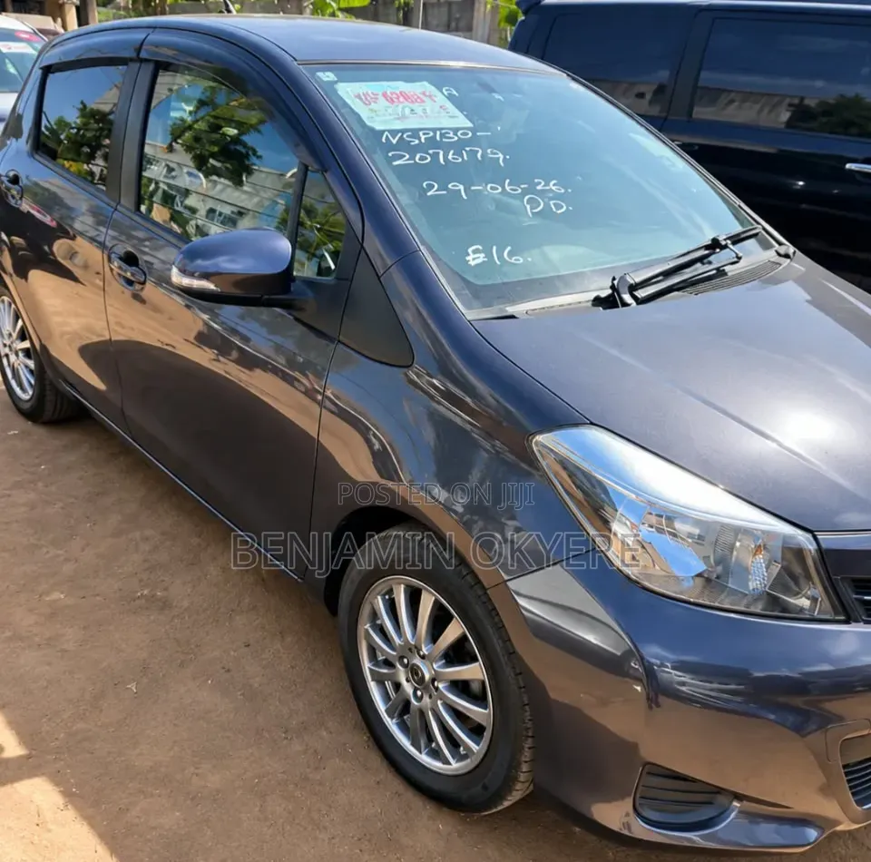 Toyota Vitz 2014 Black