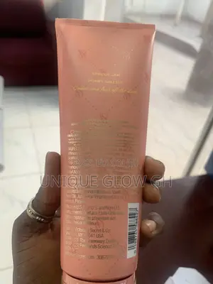Victoria’s Secret Golden Apricot & Honey Body Lotion