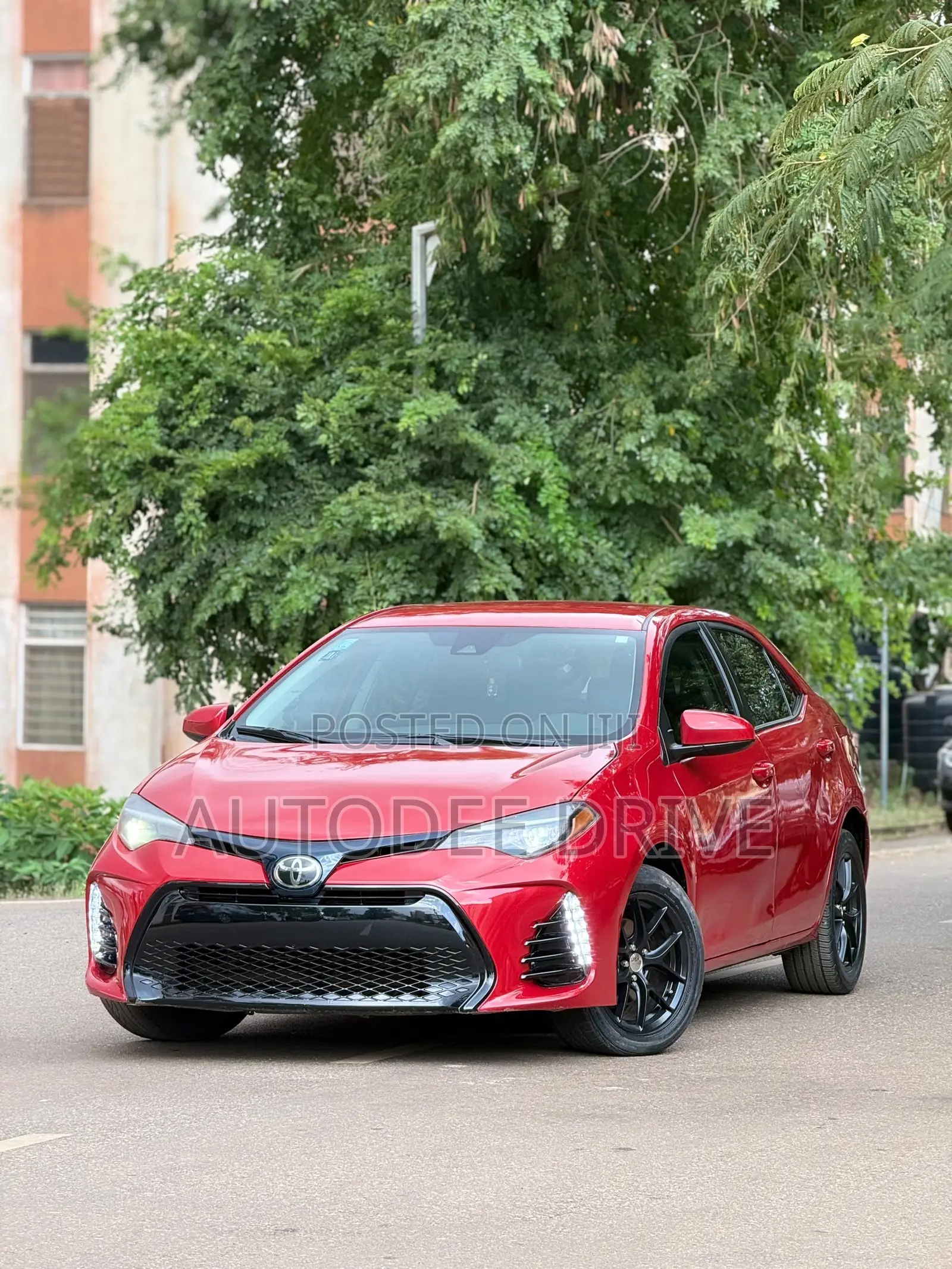 Toyota Corolla 2018 Red