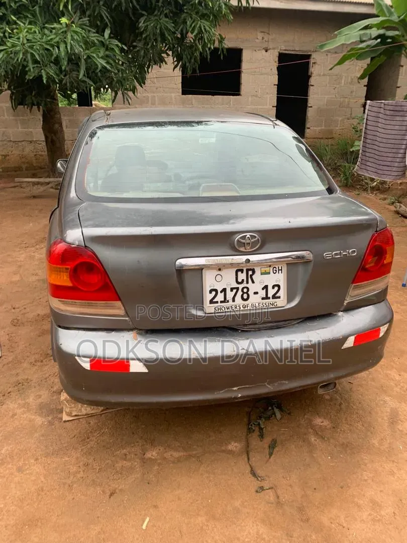 Toyota Echo 2006 Silver