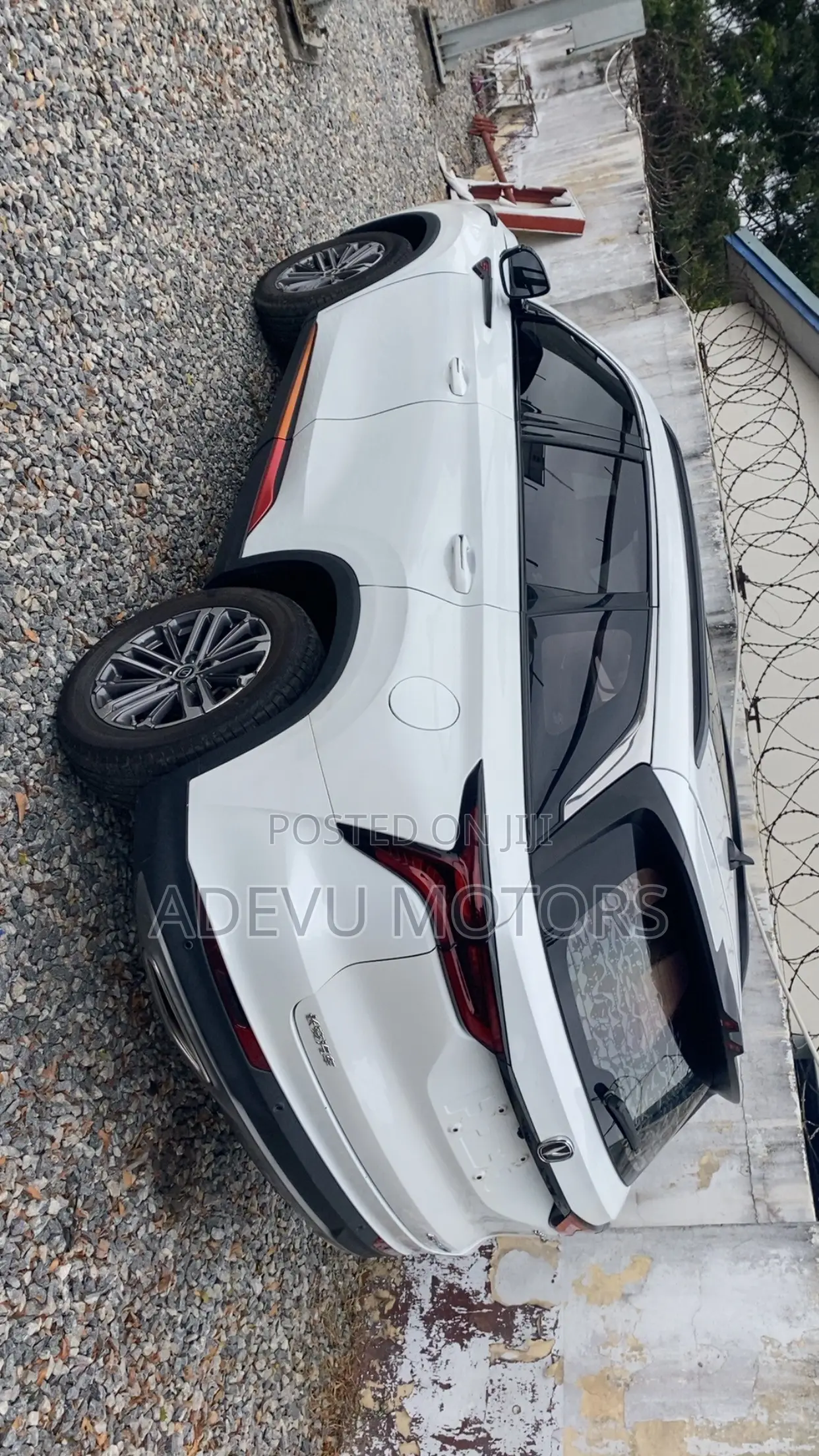 Changan UNI-V 1.5 Petrol FWD 2022 White
