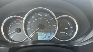 Toyota Corolla 2015 Green