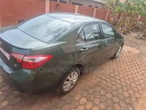 Toyota Corolla 2015 Green