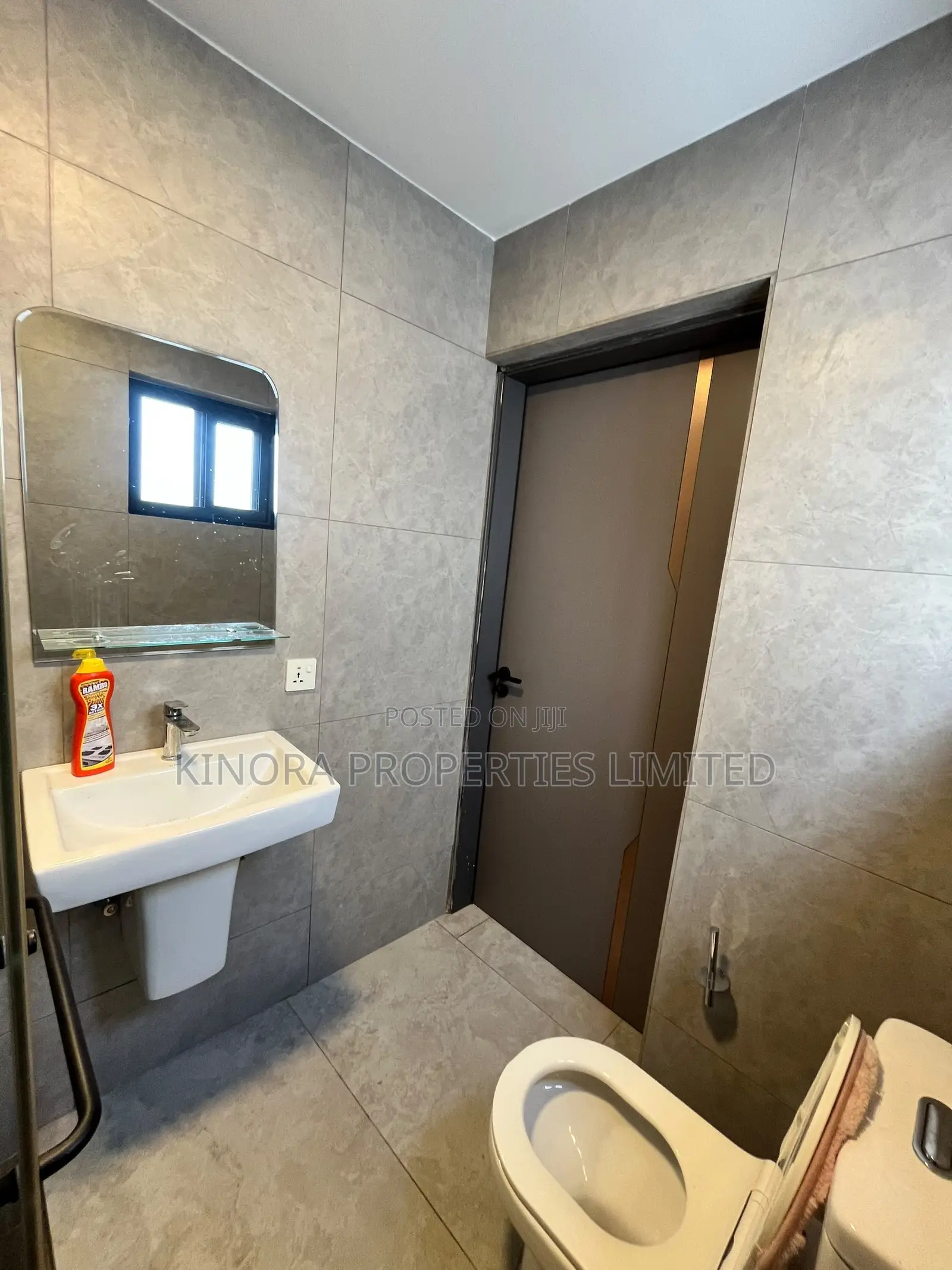 4bdrm Duplex in Ogbojo, East Legon for sale