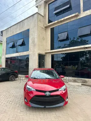 Toyota Corolla XLE 4dr Sedan (1.8L 4cyl CVT) 2017 Red