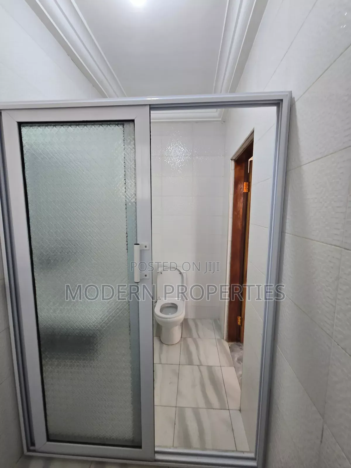 2bdrm Apartment in Modern Properties, Lashibi for rent
