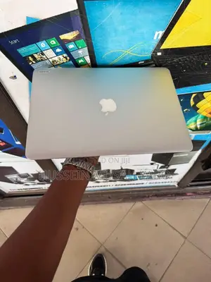 Laptop Apple MacBook 2015 4GB Intel Core i5 SSD 128GB