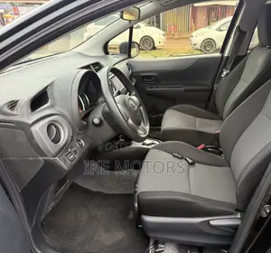 Toyota Vitz 1.3 AWD 3dr 2013 Black