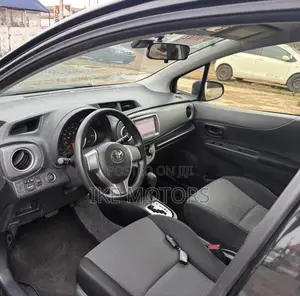 Toyota Vitz 1.3 AWD 3dr 2013 Black