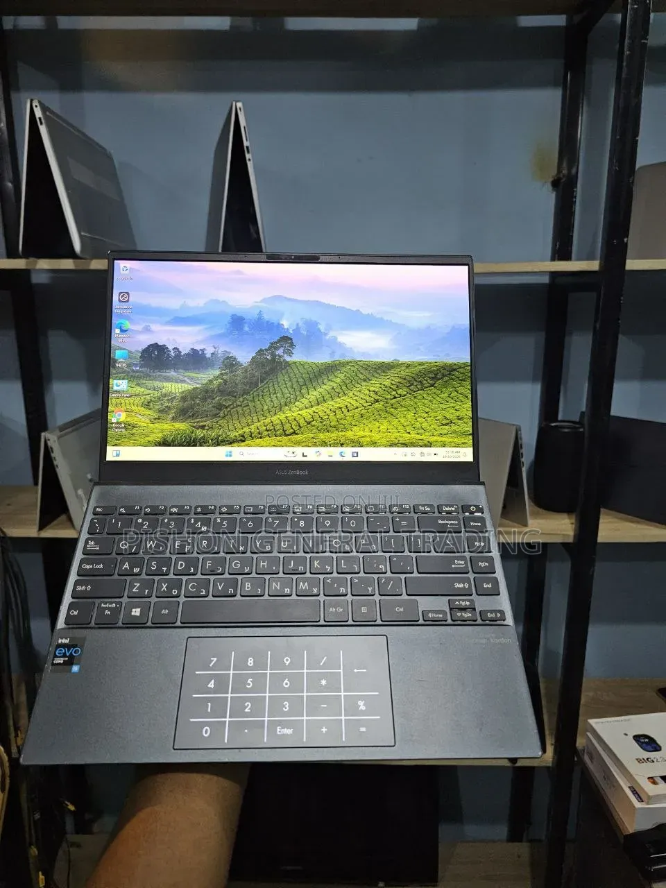 Laptop Asus ZenBook UX430UQ 8GB Intel Core i5 SSD 512GB