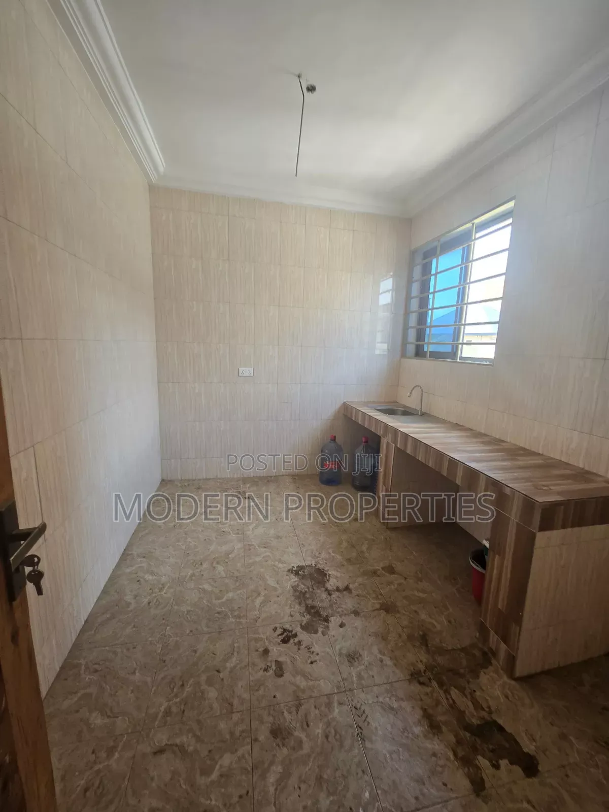 1bdrm Apartment in Modern Properties, Tseaddo for rent