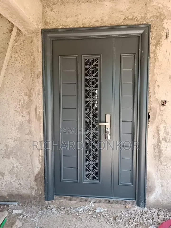China Door Installation Specialist