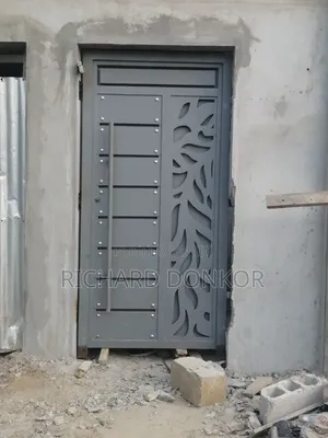 China Door Installation Specialist