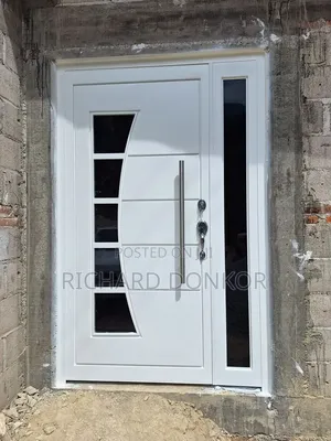 China Door Installation Specialist