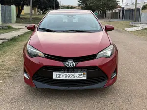 Toyota Corolla LE Eco (1.8L 4cyl 2A) 2018 Red