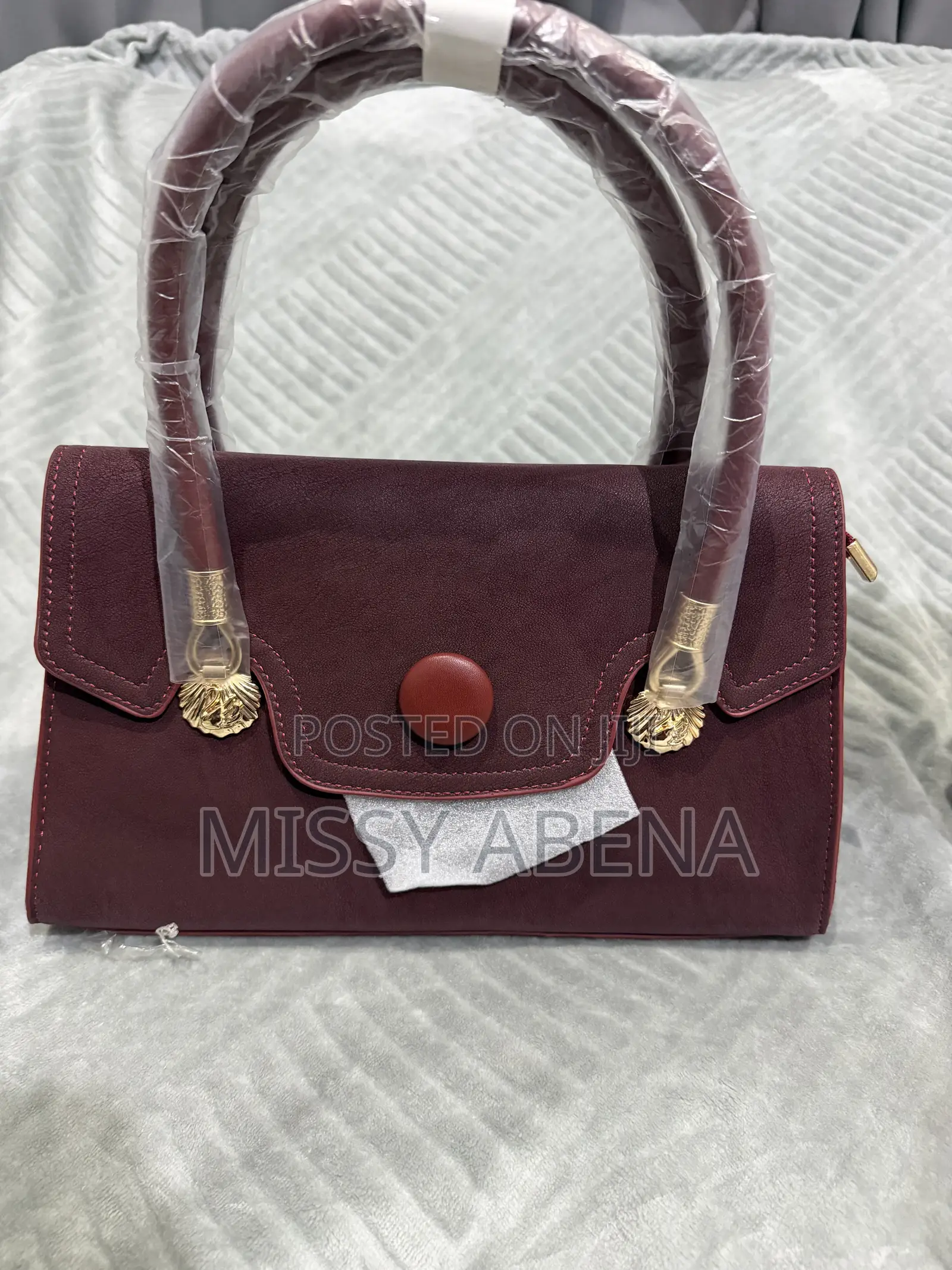 AJAY Handbag. Bags That Speak for You