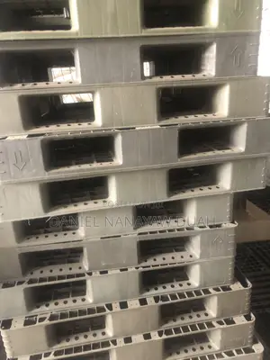 IDLE Pallets
