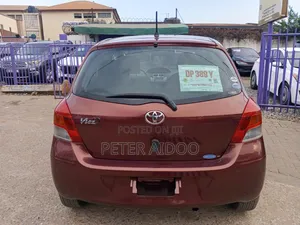 Toyota Vitz 2010 Beige