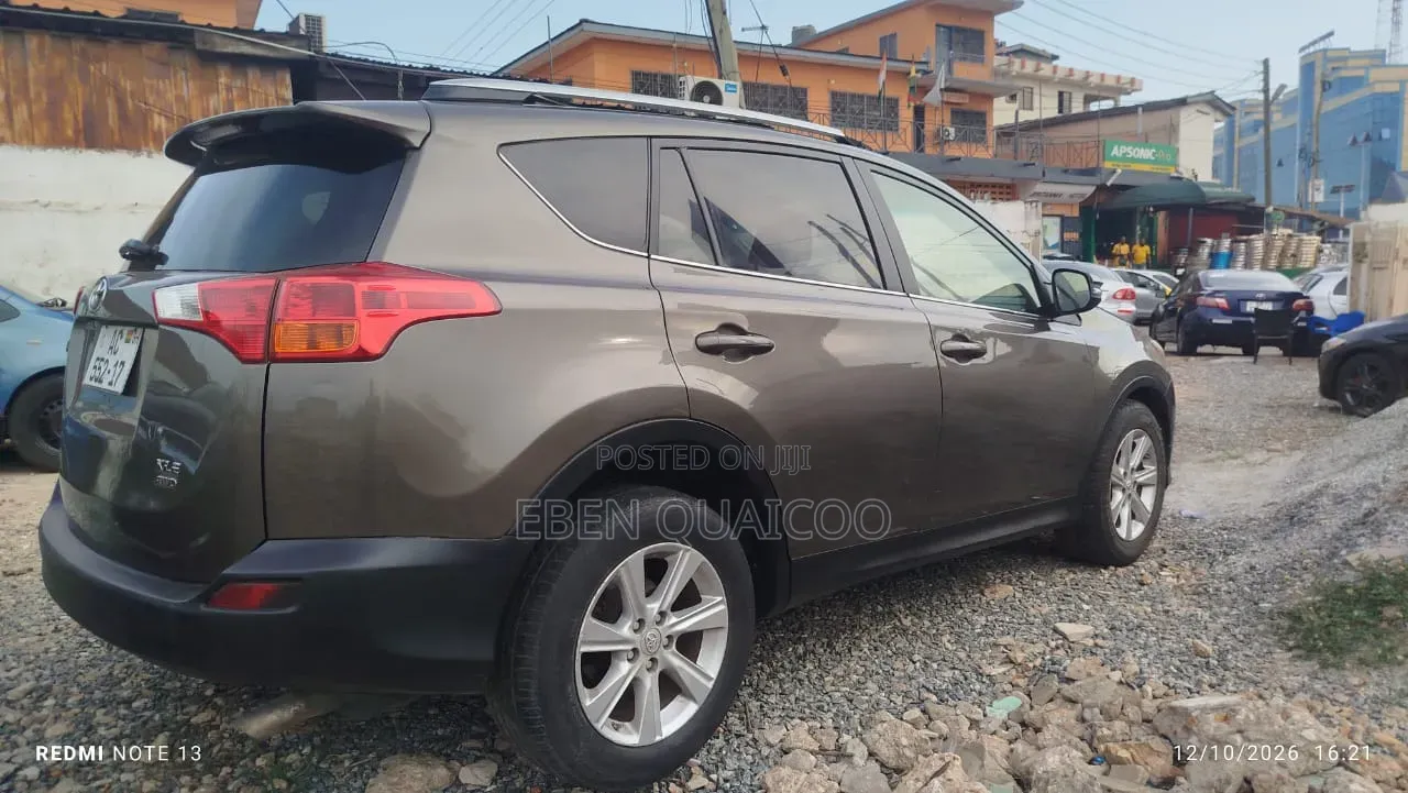Toyota RAV4 2015 Gray