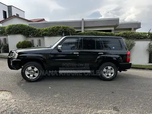 Nissan Patrol 2015 Black