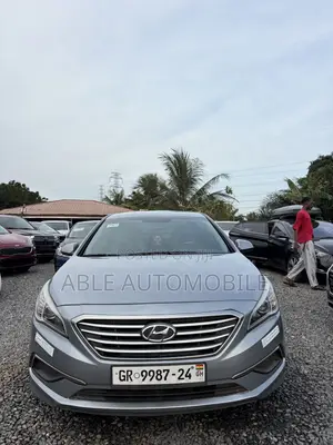 Hyundai Sonata Base Sedan FWD (2.4L 4cyl 6A) 2016 Gray