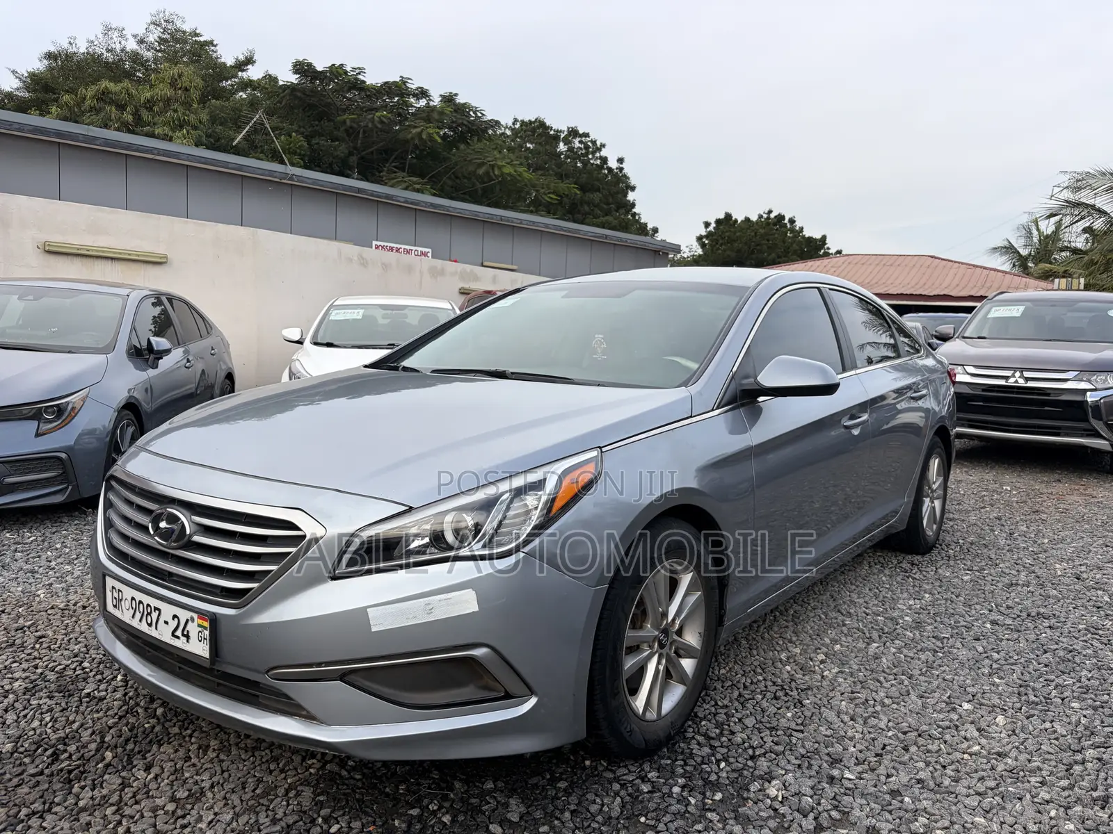 Hyundai Sonata Base Sedan FWD (2.4L 4cyl 6A) 2016 Gray
