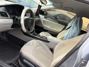 Hyundai Sonata Base Sedan FWD (2.4L 4cyl 6A) 2016 Gray