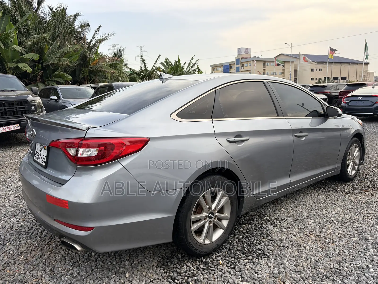 Hyundai Sonata Base Sedan FWD (2.4L 4cyl 6A) 2016 Gray