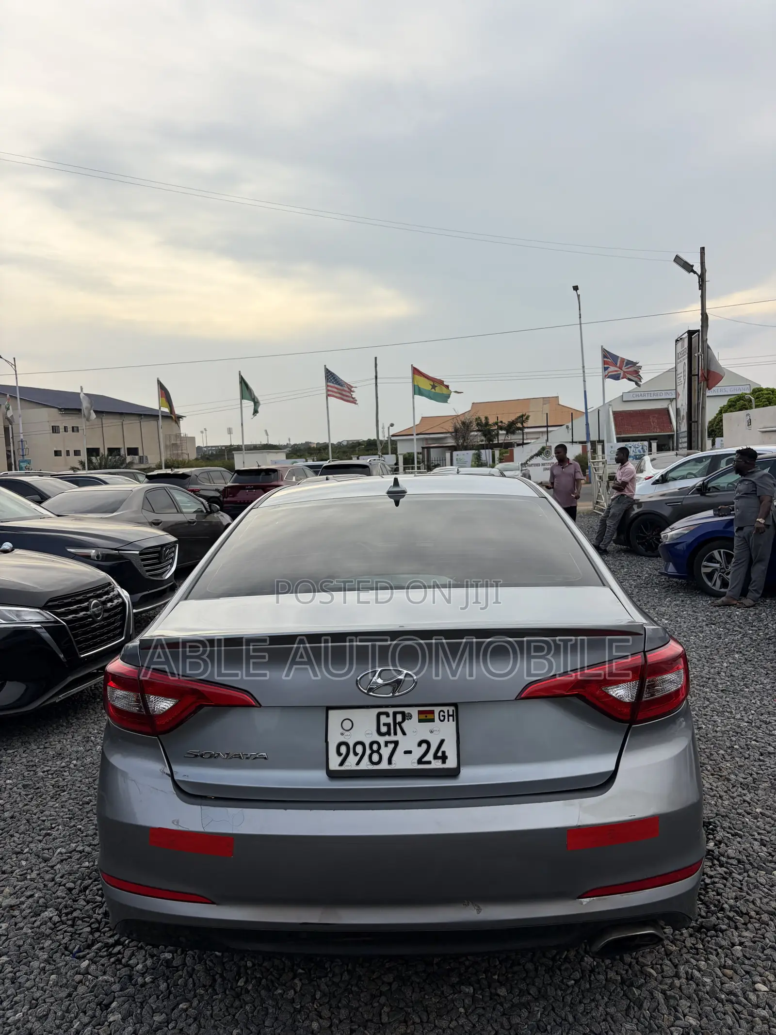 Hyundai Sonata Base Sedan FWD (2.4L 4cyl 6A) 2016 Gray