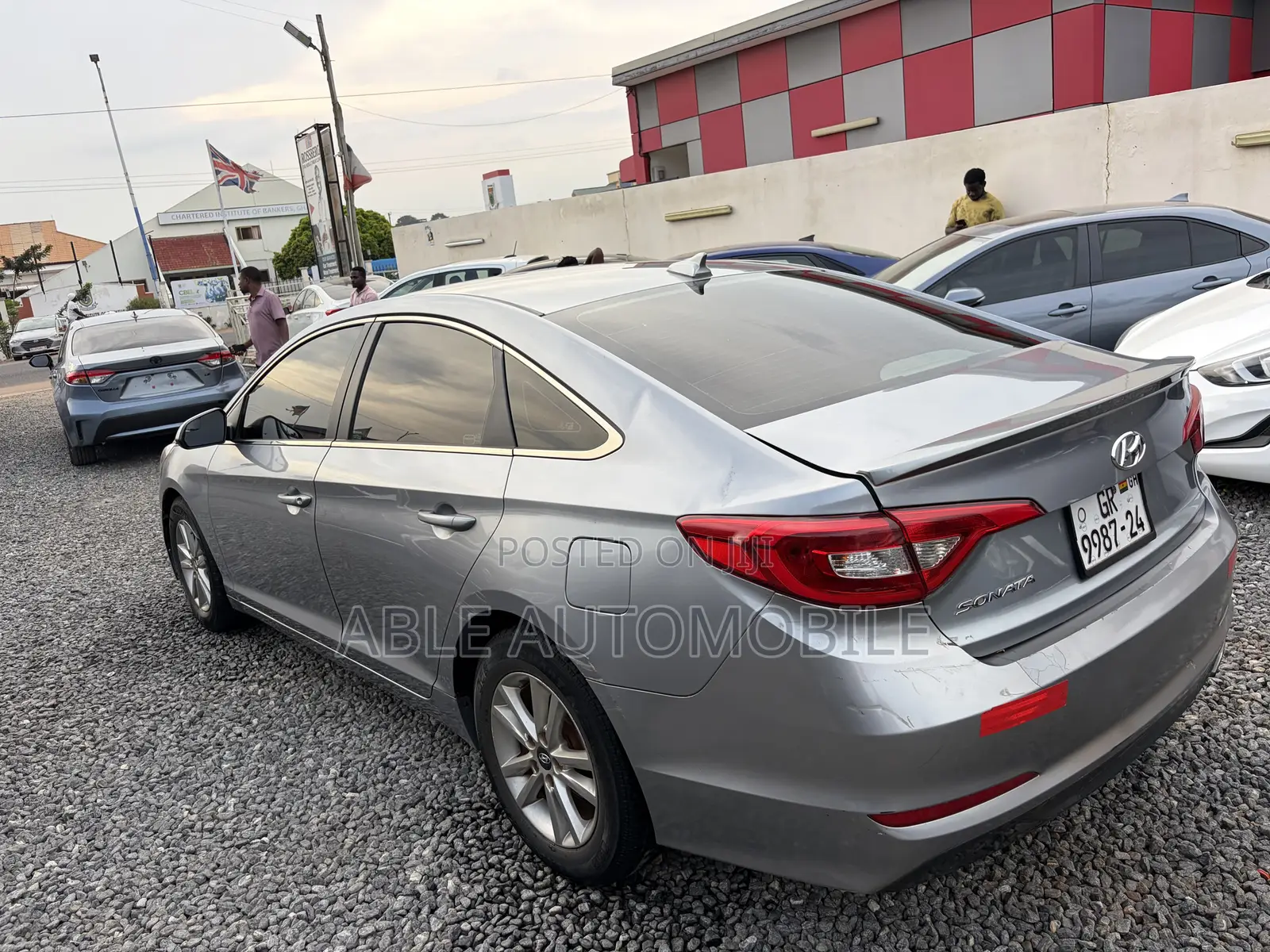 Hyundai Sonata Base Sedan FWD (2.4L 4cyl 6A) 2016 Gray