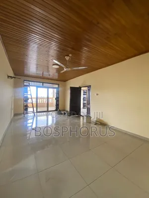 2bdrm Apartment in Lapaz, Nyanmekye for rent