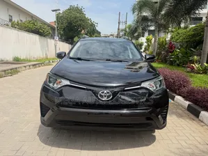 Toyota RAV4 LE AWD (2.5L 4cyl 6A) 2017 Black
