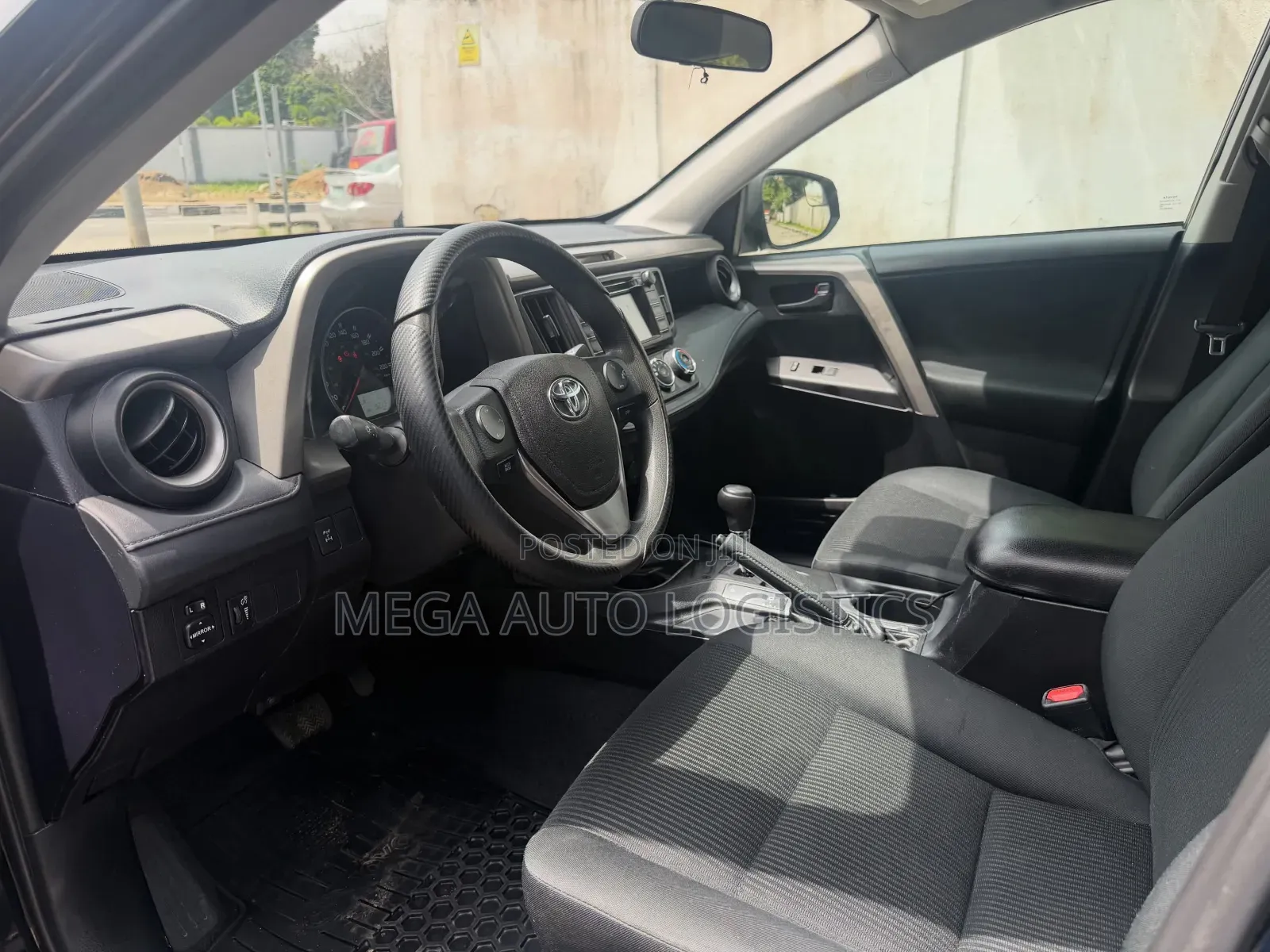 Toyota RAV4 LE AWD (2.5L 4cyl 6A) 2017 Black