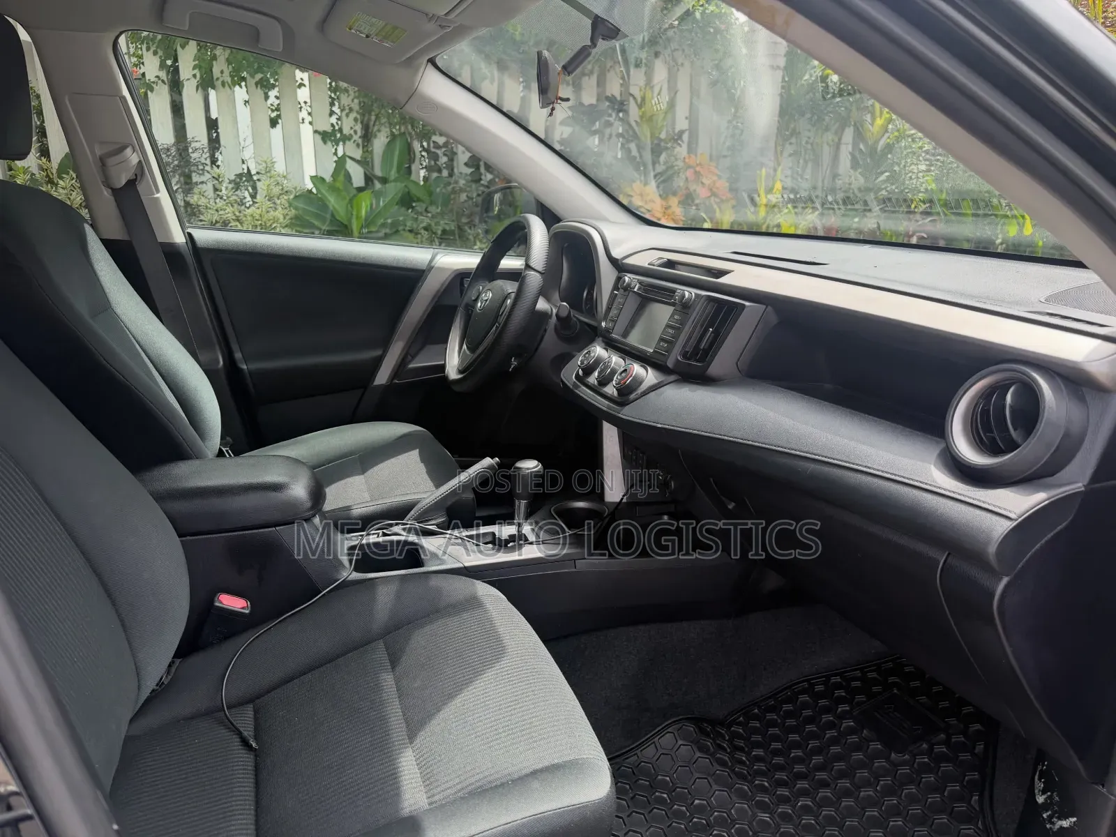 Toyota RAV4 LE AWD (2.5L 4cyl 6A) 2017 Black