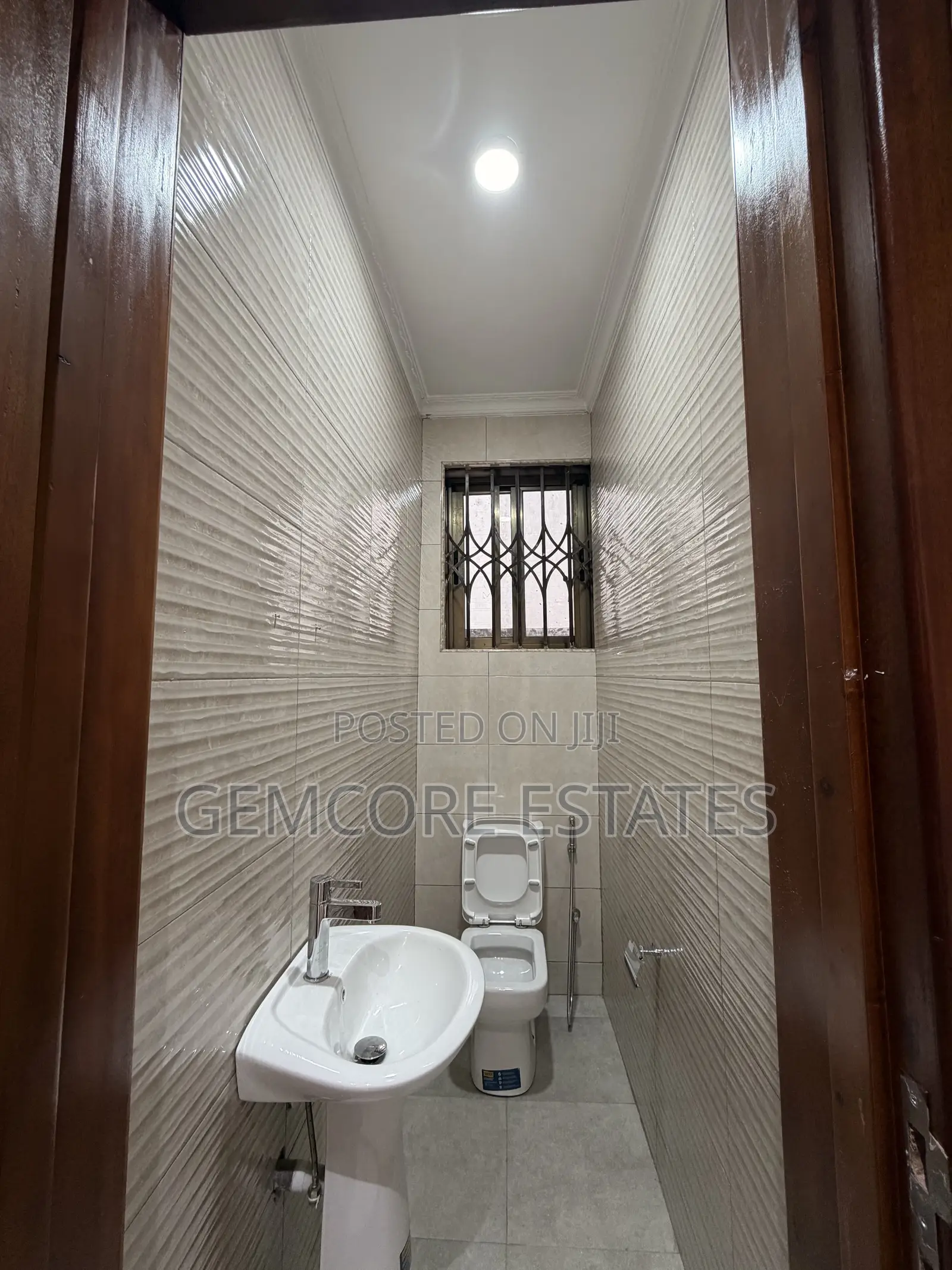 2bdrm Apartment in East Legon for rent