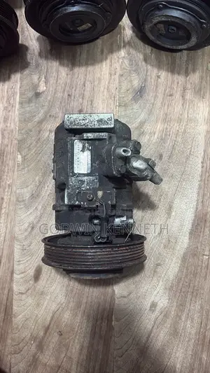 2005 Toyota Corolla Air AC Compressor Oem 2003-2008