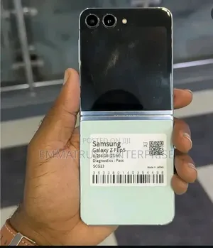 New Samsung Galaxy Z Flip 5 256 GB Black