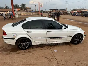 BMW 318i 2006 White