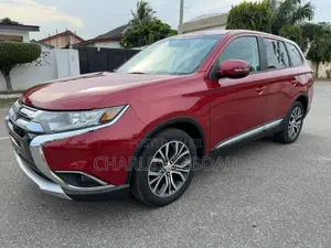 Mitsubishi Outlander SE AWC 2017 Red