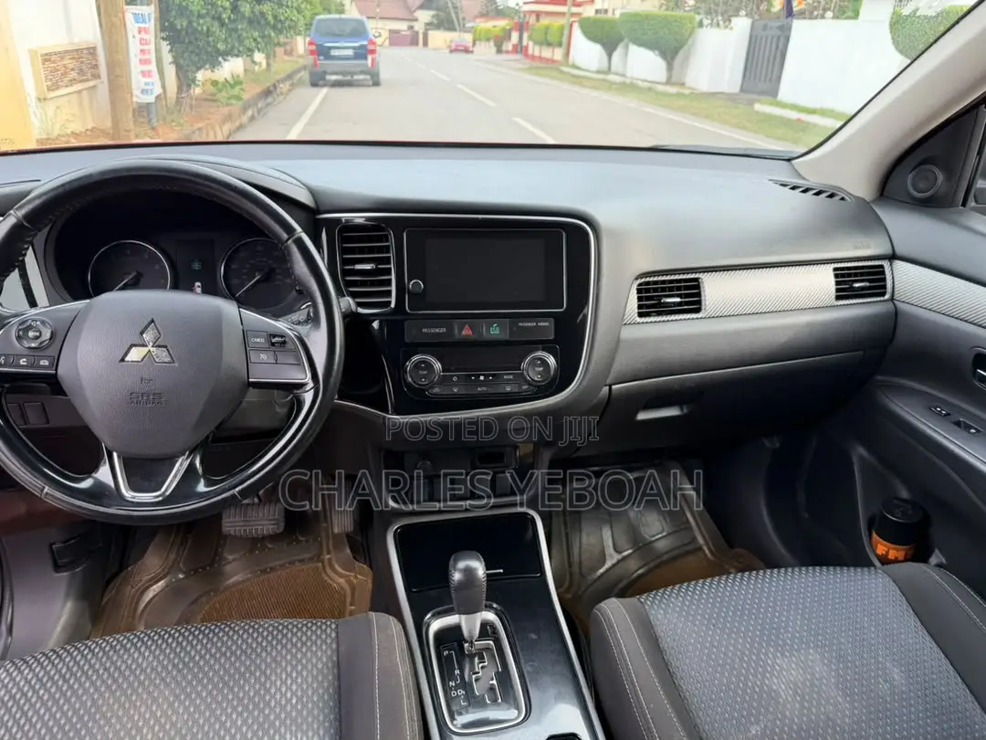 Mitsubishi Outlander SE AWC 2017 Red