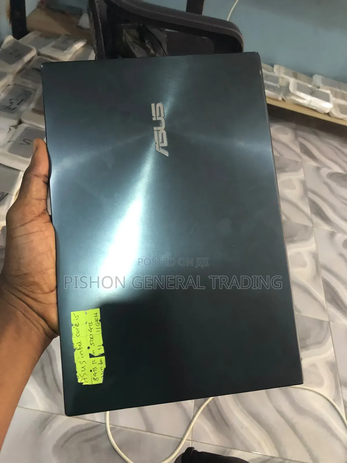 Laptop Asus ZenBook UX430UQ 8GB Intel Core i5 SSD 512GB