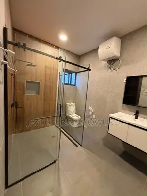 3bdrm House in East Legon for rent