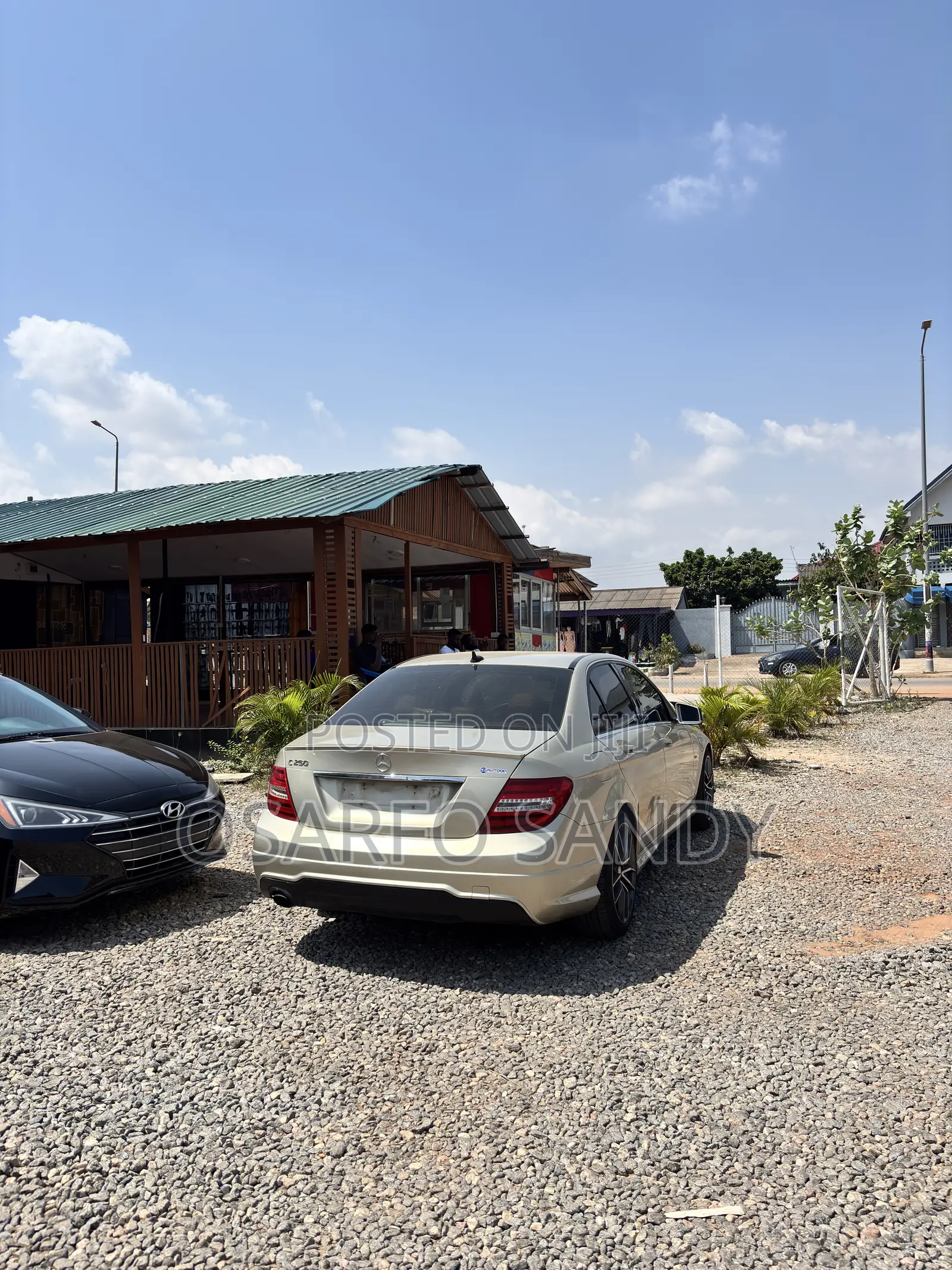 Mercedes-Benz C250 2014 Gold