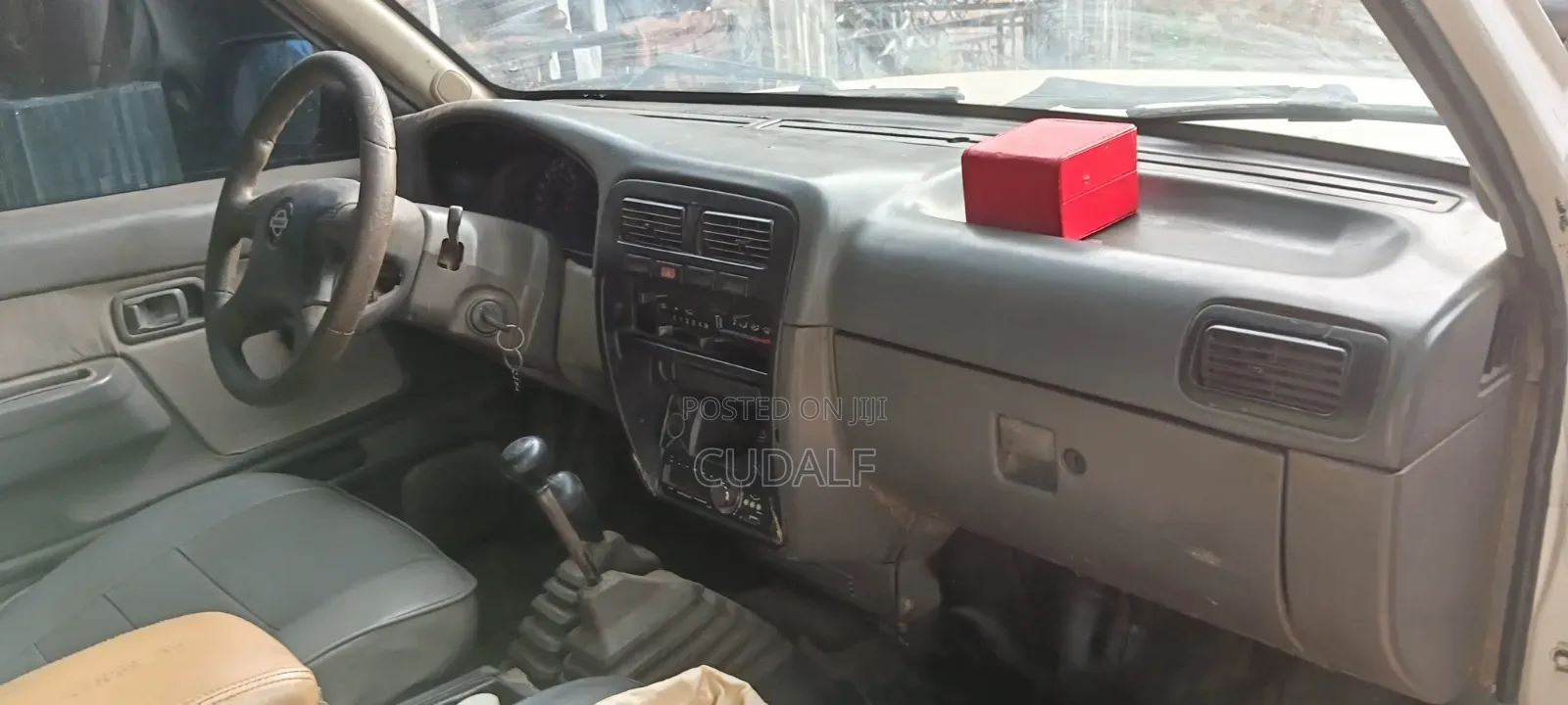 Nissan Pick-Up 2009 Off white
