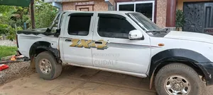 Nissan Pick-Up 2009 Off white