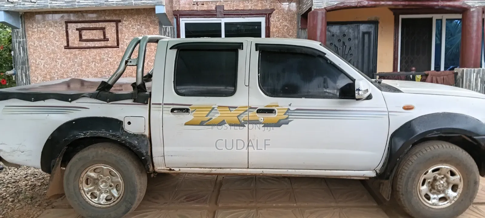 Nissan Pick-Up 2009 Off white