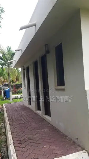 4bdrm House in Transacco Estates, Accra Metropolitan for sale