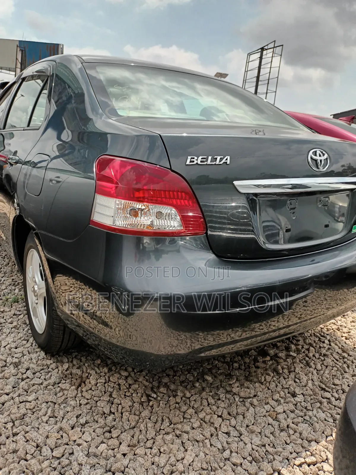Toyota Belta 2012 Silver