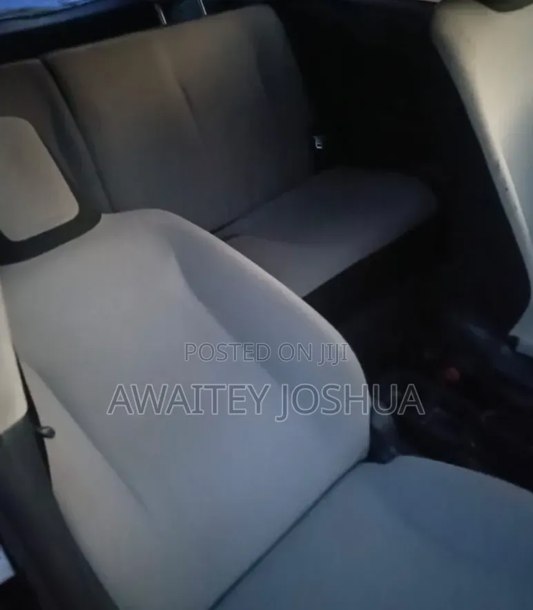 Toyota Vitz 2013 Black
